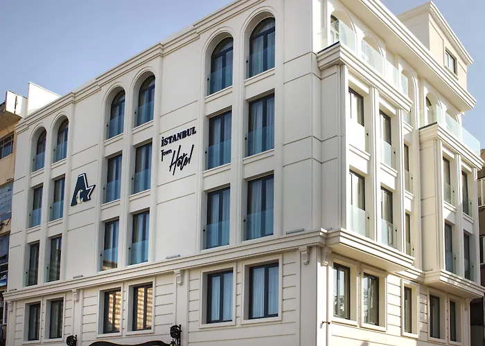 Istanbul Town Hotel