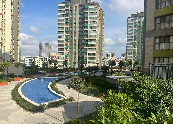 Family Luxury Apartment 3 Bedroom 1 Saloon