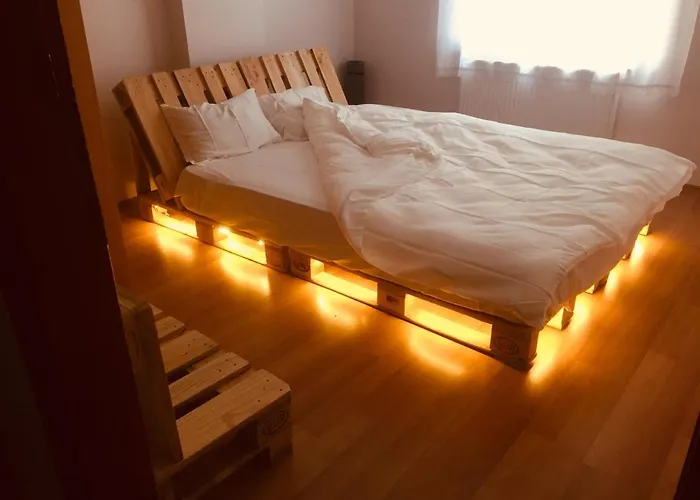 Single Room, Одноместная Комната В Доме, Chambre D\'Une Personne, Habitacion Individual
