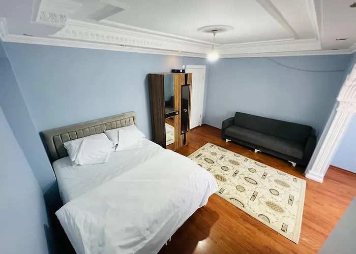 Elegant 3-Bedroom Unit Near To Fatih Mosque.