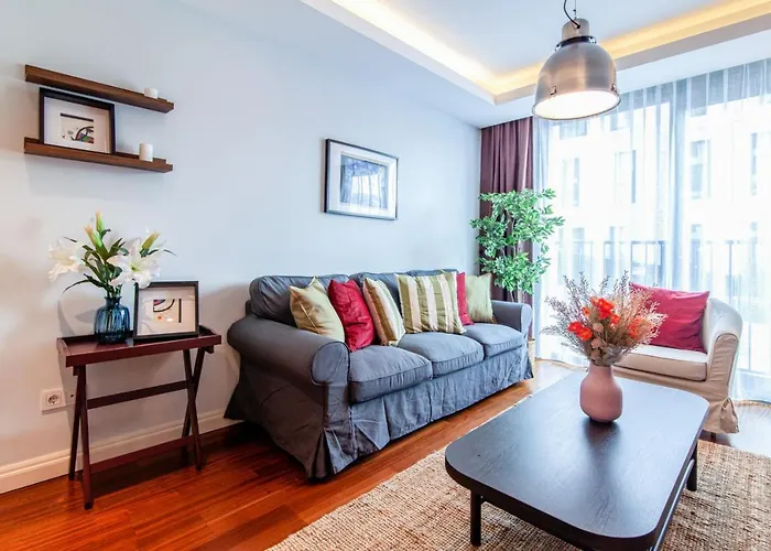 Cozy Flat Near Popular Attractions In Beyoglu