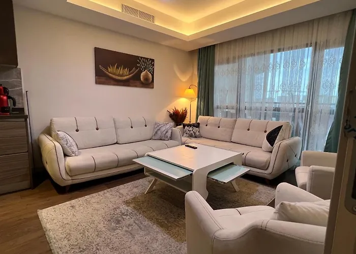 Luxury Residence Flat In The City Center