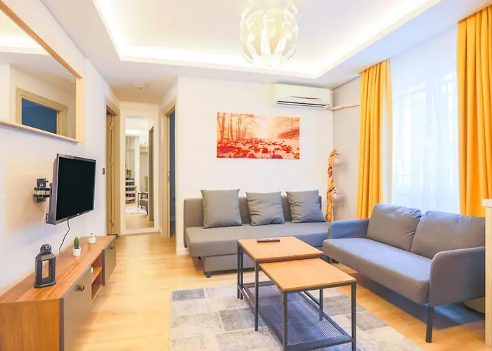 Charming Flat 500 M To Uskudar Ferry Station