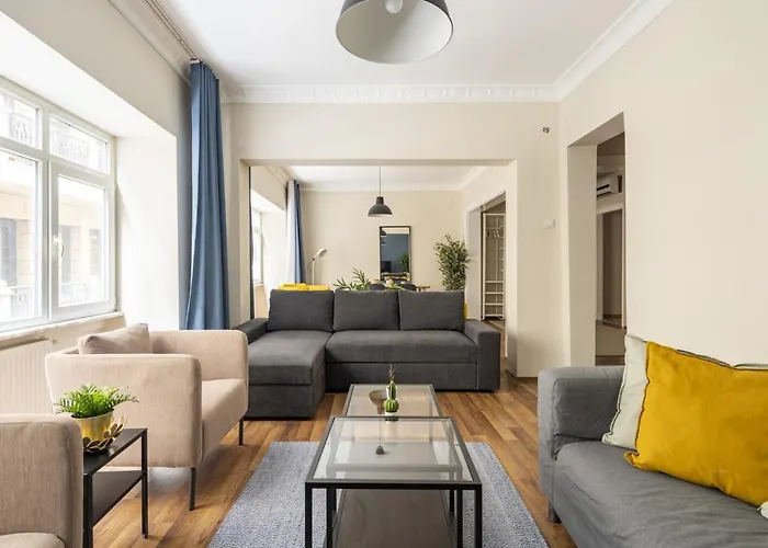 Modern Flat Near Popular Attractions In Beyoglu