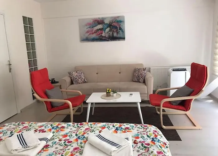 1 Min To Metro, Cosy Flat For 8 Guests, 2Nd Floor