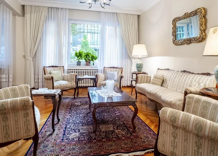 Chic Flat With Balcony Close To Caddebostan Shore
