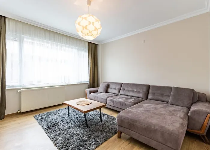 Cozy Flat With Outstanding Bosphorus View In Beyoglu