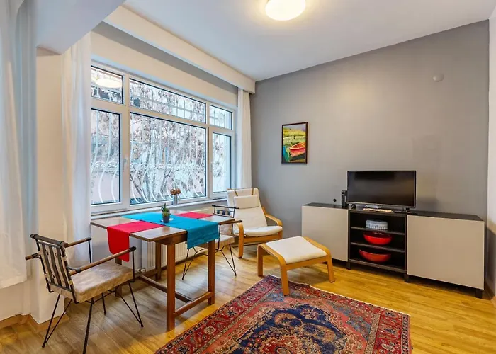 Vibrant Flat In Cihangir With Central Location