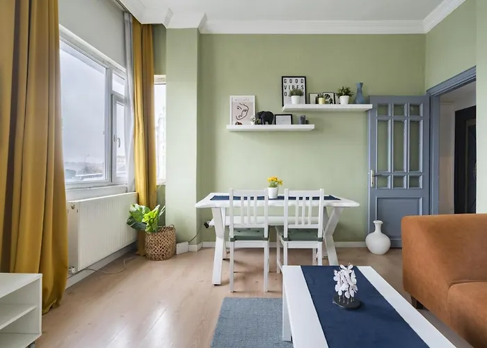 Central Flat W Sea View And Near Galata Tower