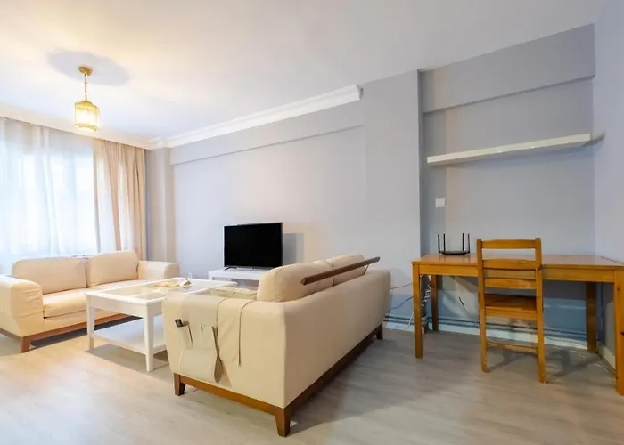 Central Flat 800 M To Cevahir Mall In Sisli