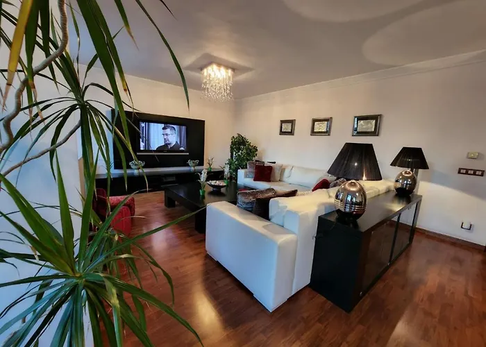 Big & Stylish 4-Bedroom Duplex Apartment In The Center Of Sisli