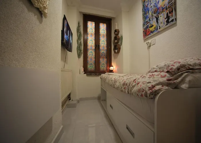 Private Room In Heart Of Taksim Square 1