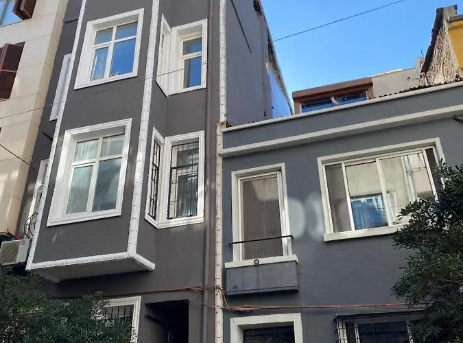 Nobis Cihangir Apartments