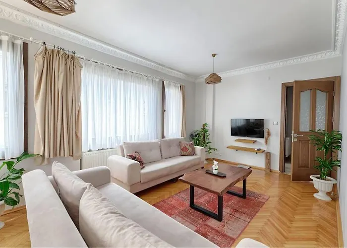 Guemuessuyu Apartments By Azad Homes