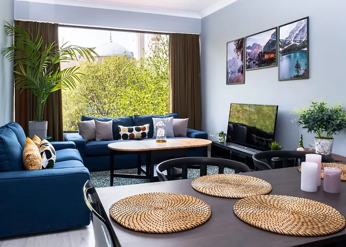 Captivating Flat On Bagdat Street