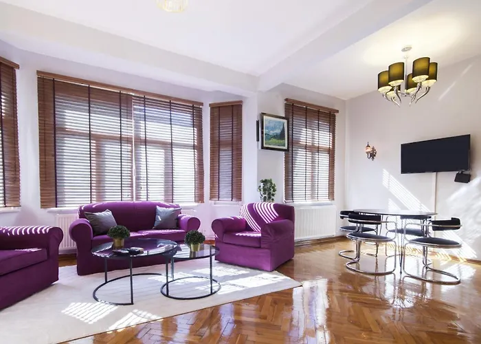 Gorgeous Flat Near Osmanbey Metro Station