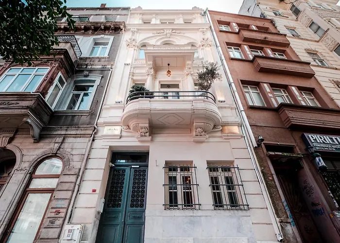 Homie Suites - Turna Residences In Cihangir