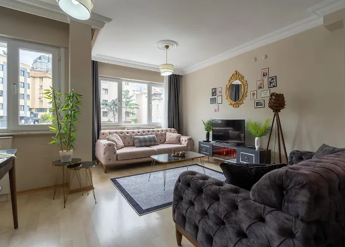 Besiktas And Sisli Luxury Central Flat