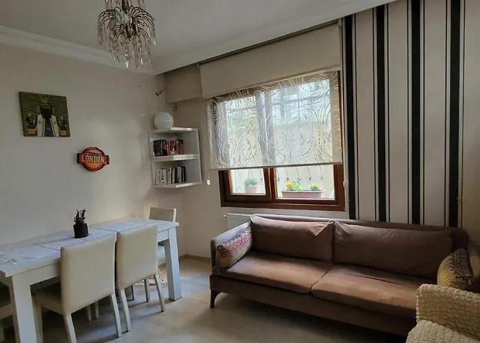 An Easy Transport And Quiet Apartment In Istanbul