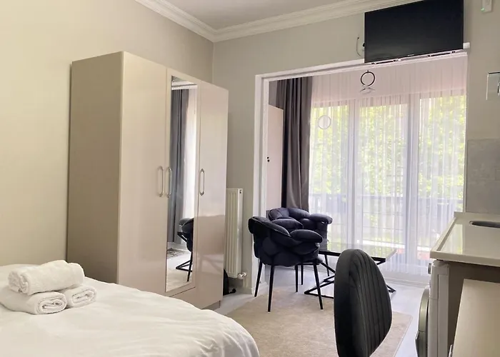 Studio Flat 1 Min To Trump Mall And Metro In Sisli