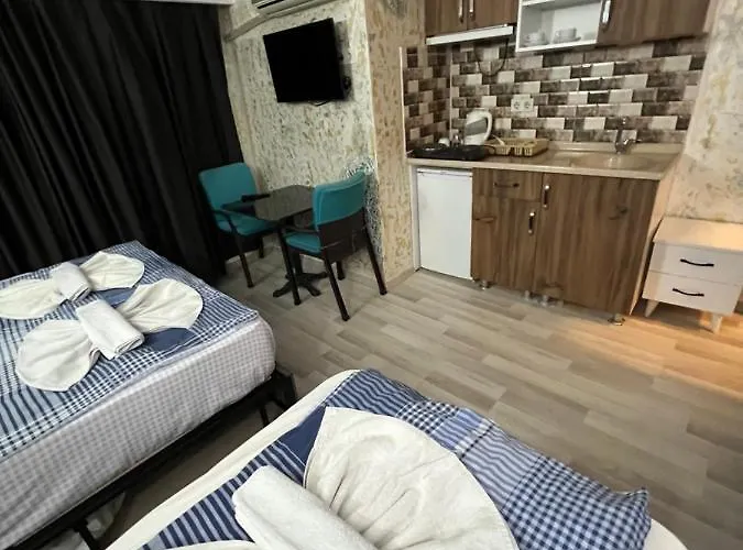 Sophia Suites Metin