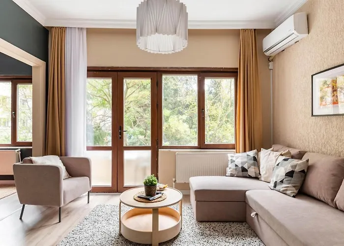 Stylish Flat With Excellent Location In Beyoglu
