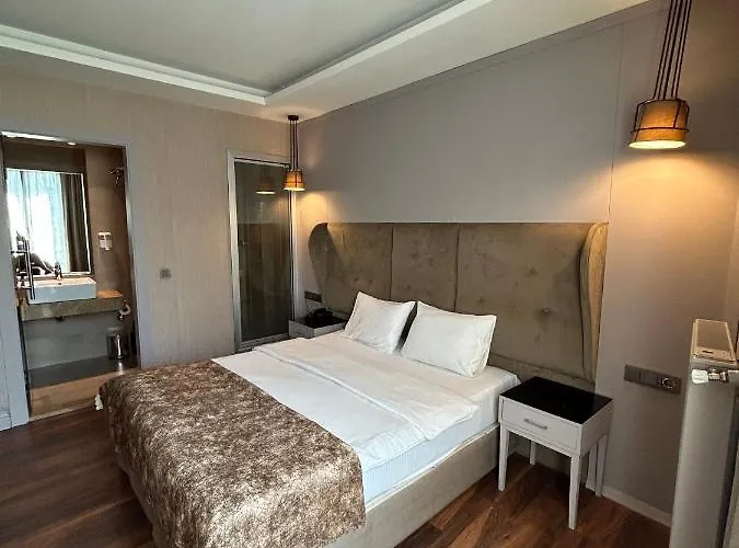 Secret Hotel