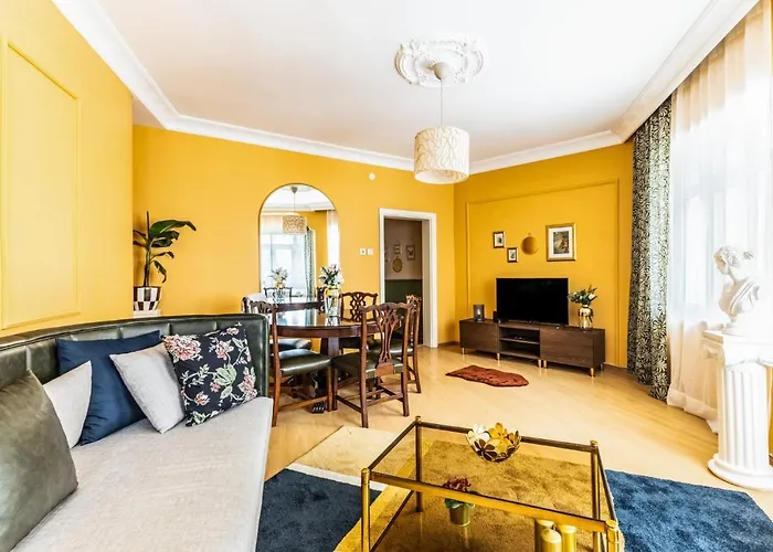 Unique Flat W Balcony 5 Min To Istiklal Street