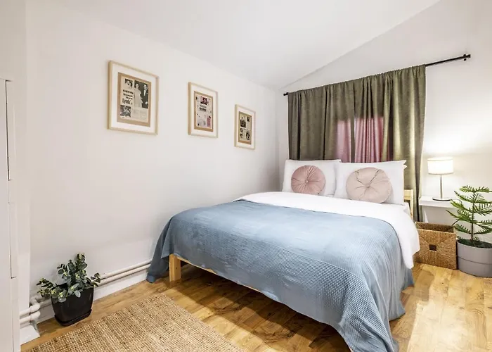 Lovely Flat With Terrace On Istiklal Street