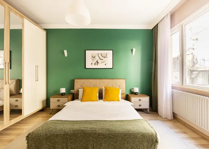 Modern And Central Flat In Nisantasi