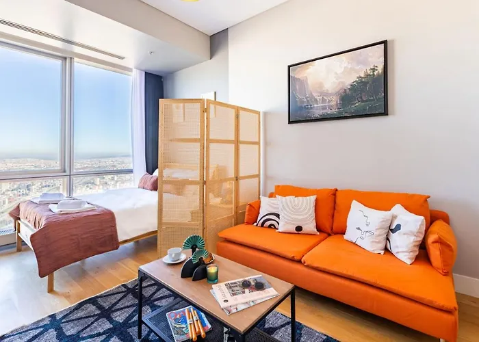 Studio Flat With Panoramic City View In Atasehir