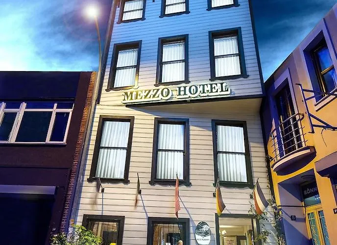 Mezzo Hotel