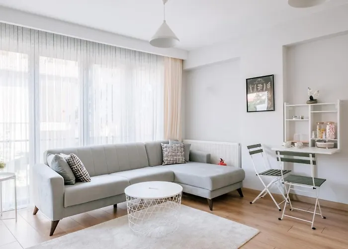 Chic Flat W Balcony 5 Min To Moda Coast In Kadikoy