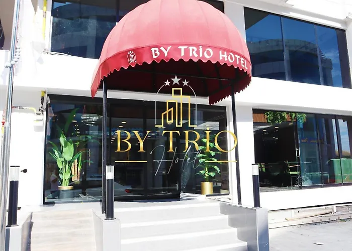 By Trio Hotel