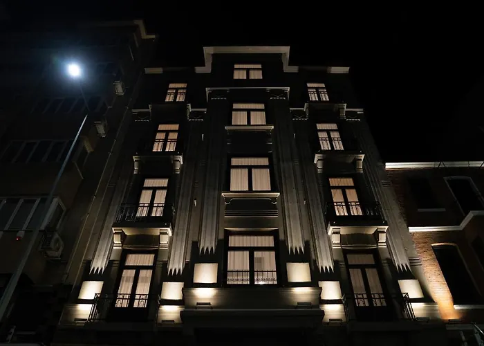 Monev Suites Hotel