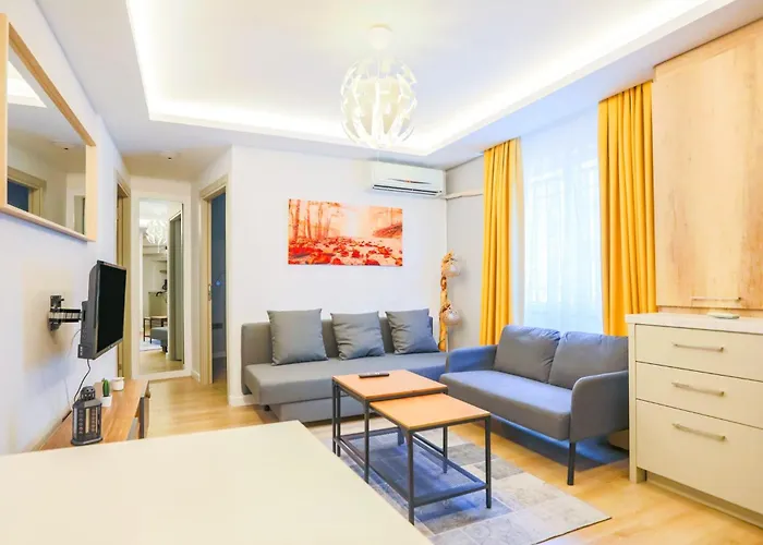 Delightful Flat 500 M To Uskudar Ferry Station