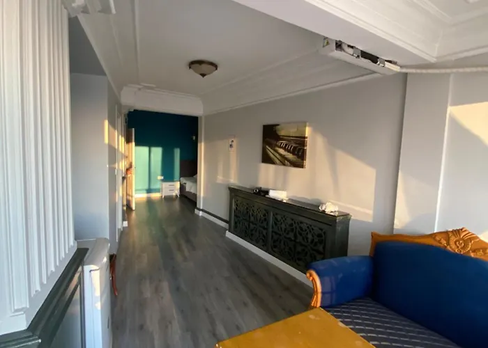 Yali House