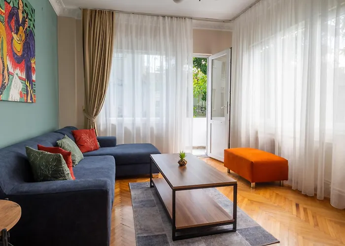 Fully Equipped & Modern Designed Spectacular 3Br