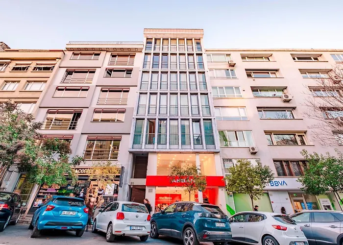 Homie Suites - Luxury Apartments In Macka