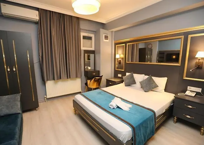 Grand Moon Hotel Suites