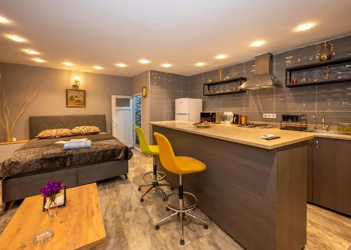 Mymoon Residence