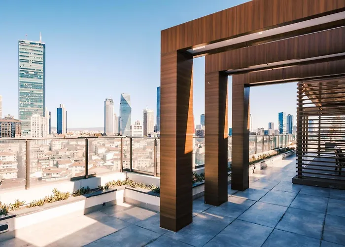 Sleek Flat In Kagithane With Terrace