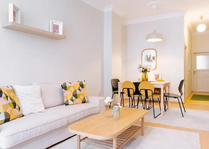 Chic Spacious Flat Near Istiklal Avenue In Beyoglu