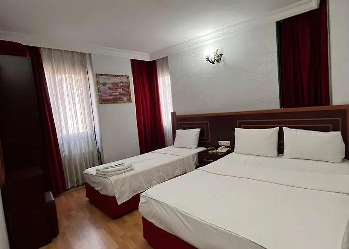Red White Hotel