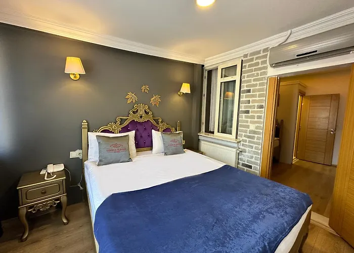 Grand Seigneur Hotel Old City