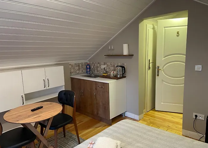 Mimoza Guesthouse