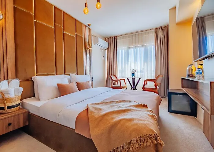 Ali Khan Hotel