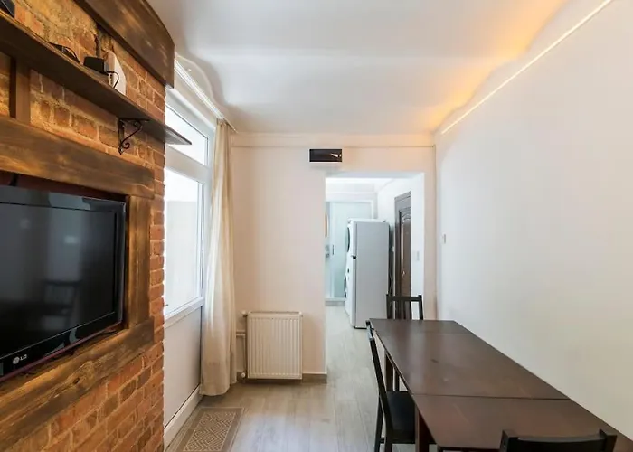 Beautiful 2Br House W/Ac 400Meters Taksim Square