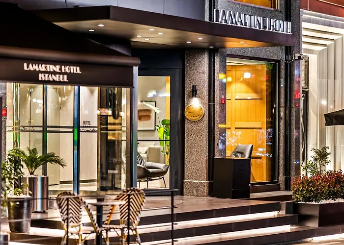 Lamartine Hotel