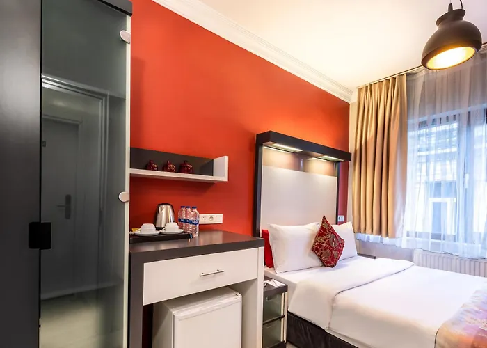 Tel Street Suites